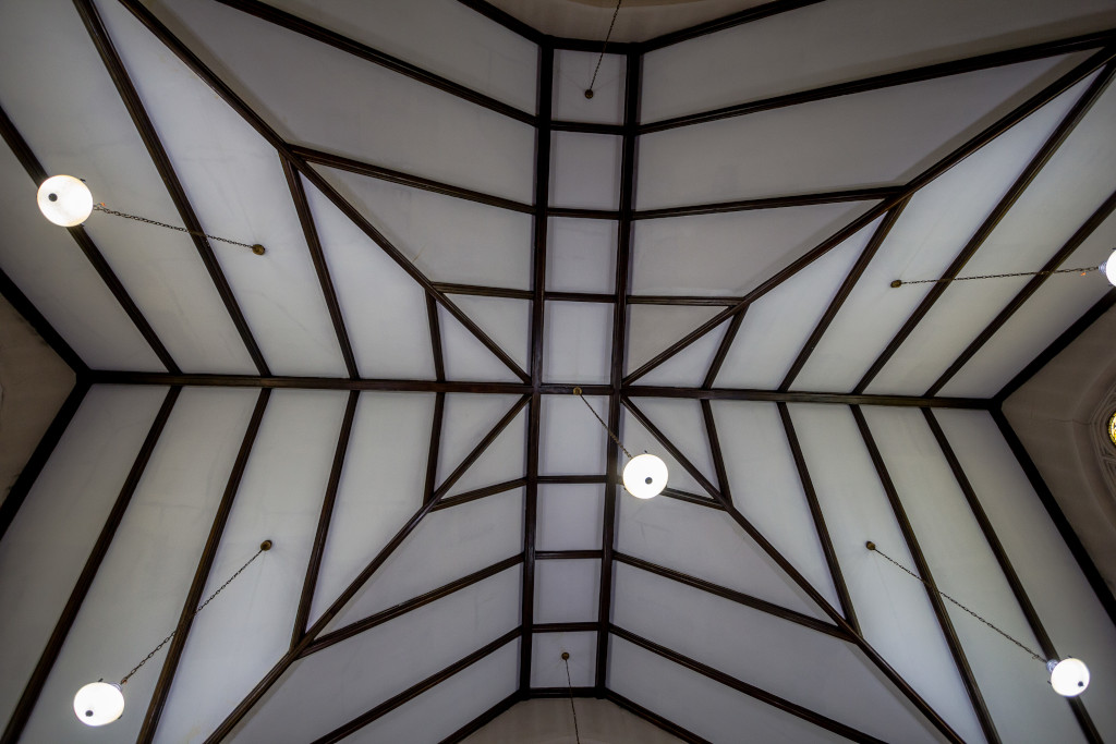 Mulberry Community Church inside